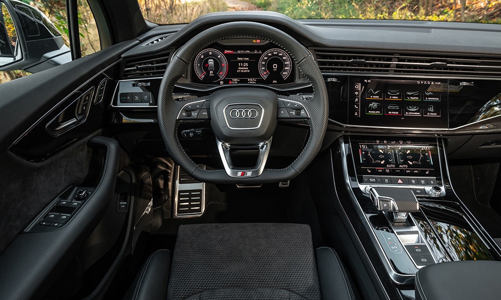 Audi Q7-SQ7 wnętrze