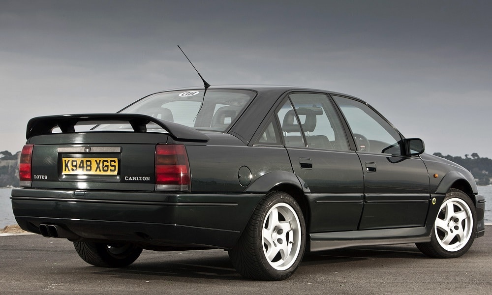 Lotus Carlton