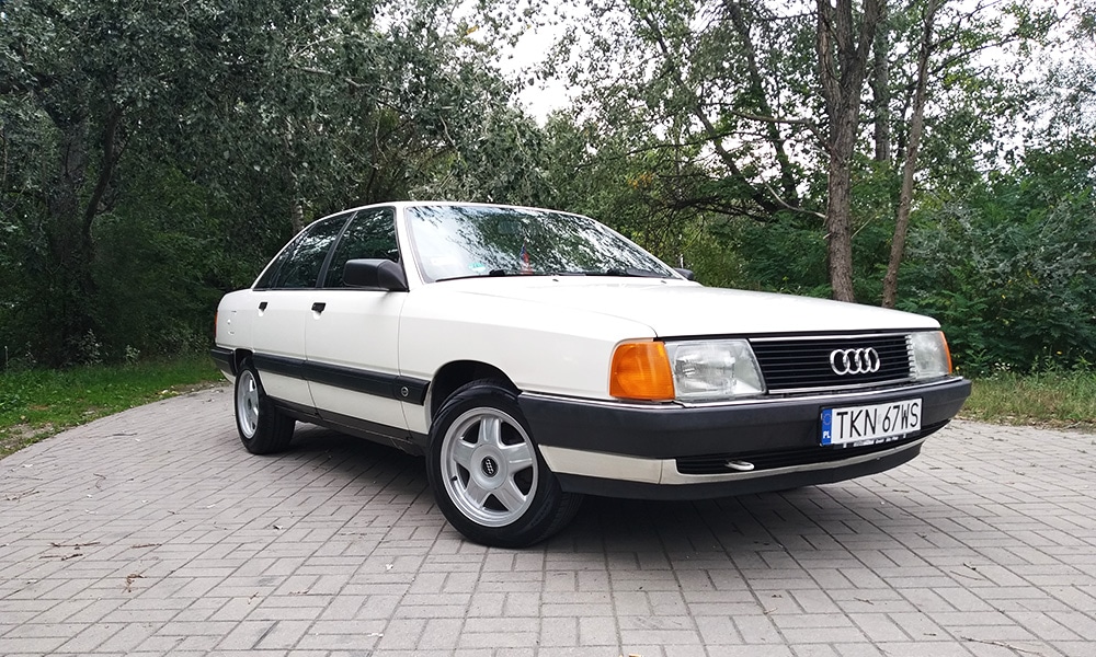 Audi 100 C3 1990 przód