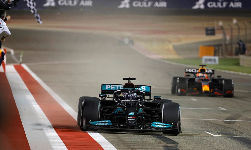 GP bahrajnu 2021 F1 Mercedes Hamilton vs Verstappen