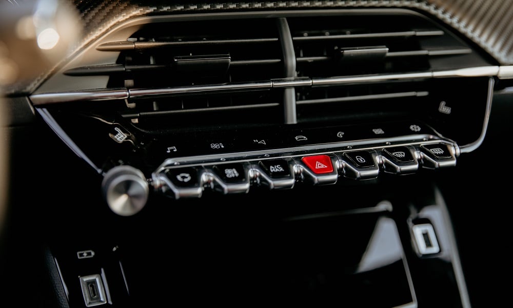 Peugeot 2008 przełączniki