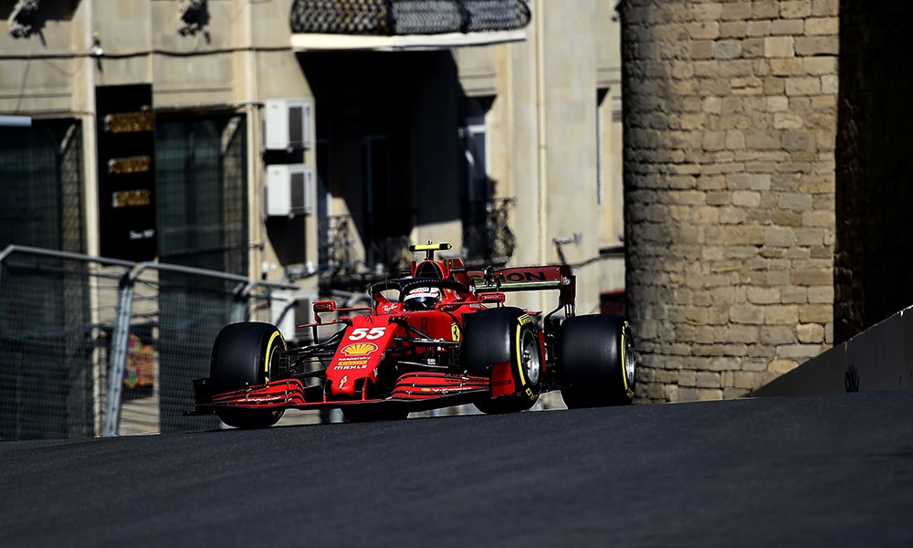 sainz opinia baku 2021 treningi forma Ferrari