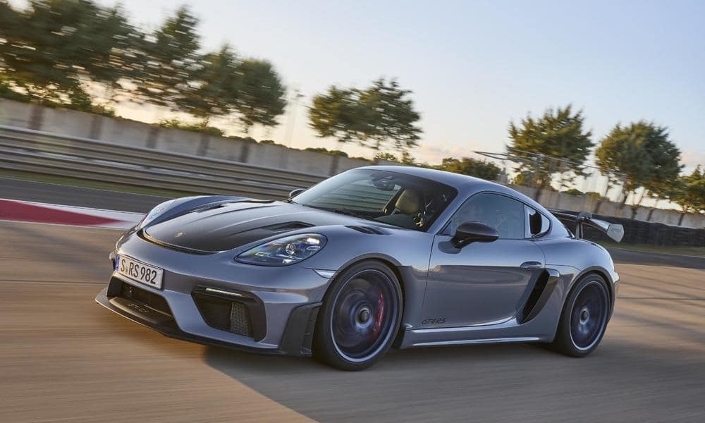 Cayman GT4 RS