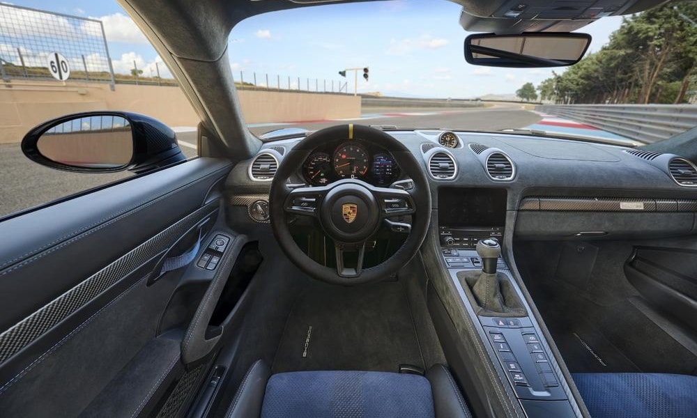 Porsche 718 Cayman GT4 RS