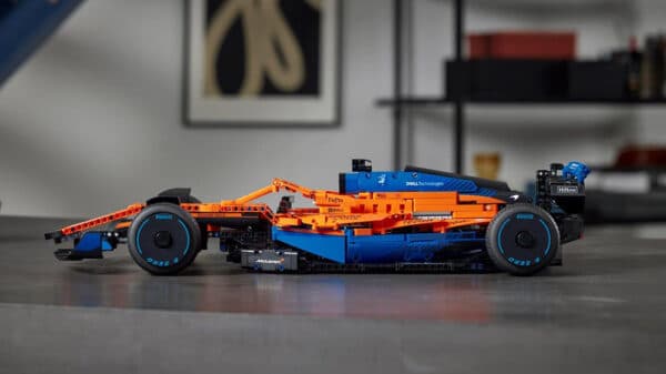 McLaren F1 2022 Lego Technic