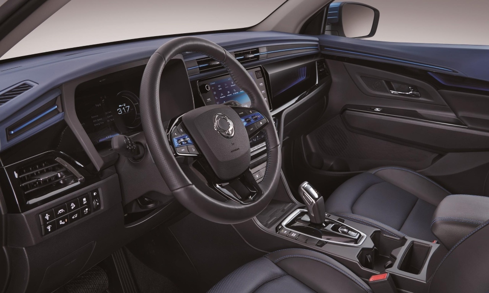 ssangyong korando e-motion wnętrze