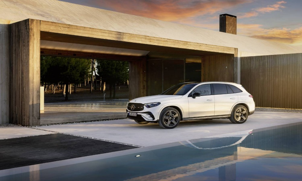 Mercedes GLC 2023 - side