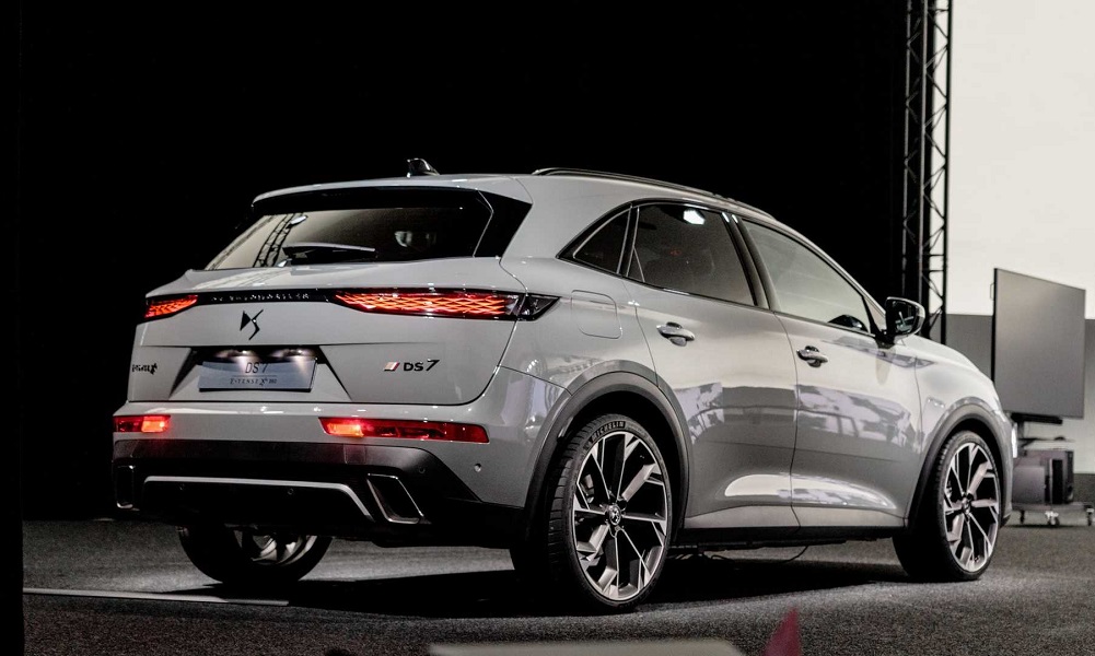 DS 7