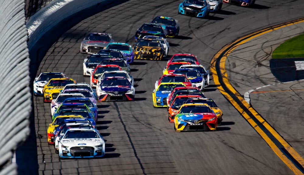 Gdzie i kiedy odbędą się wyścigi NASCAR Cup Series w sezonie 2023?