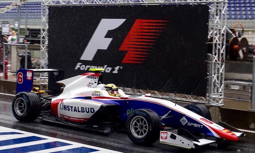 Artur Janosz GP3 2016