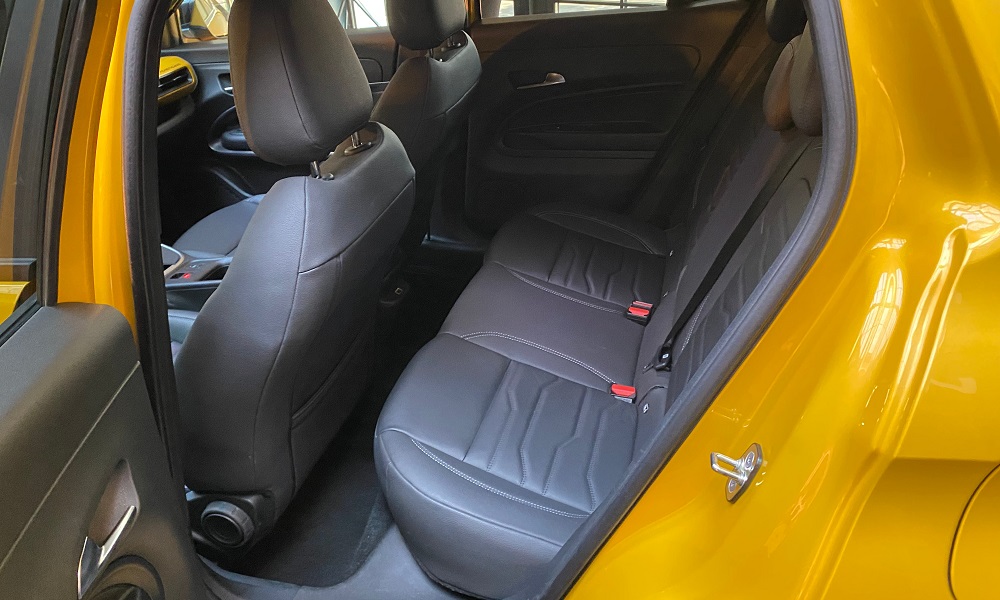 Avenger - tylna kanapa