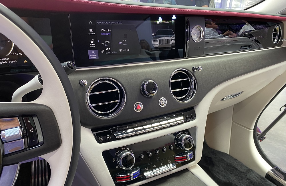 RR Spectre multimedia