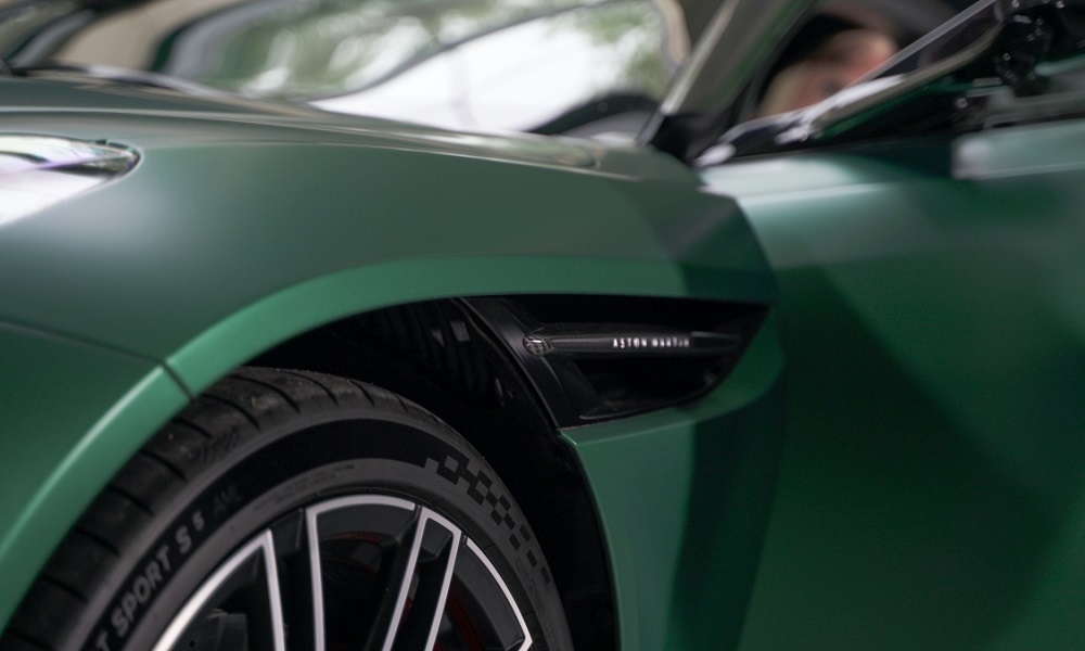 Aston Martin detal
