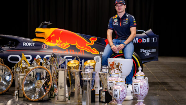 max verstappen red bull 2023 puchary f1