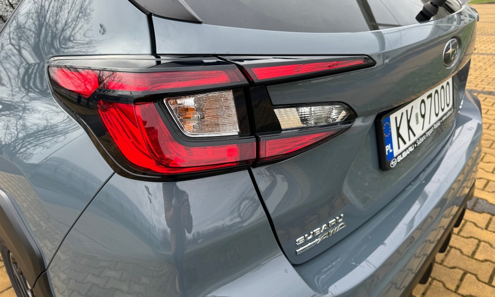 Subaru Crosstrek tylna lampa