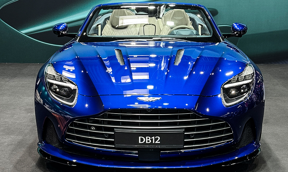 aston martin db12