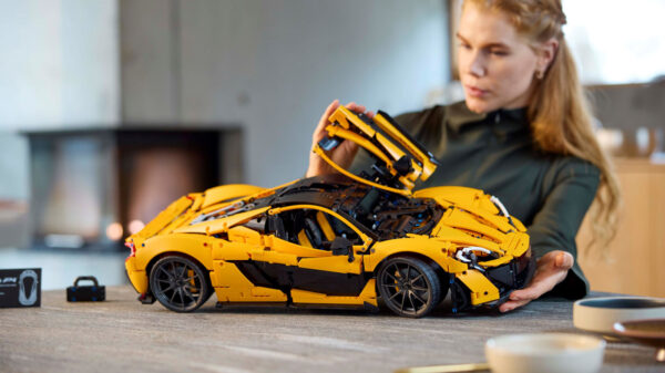 mclaren p1 lego
