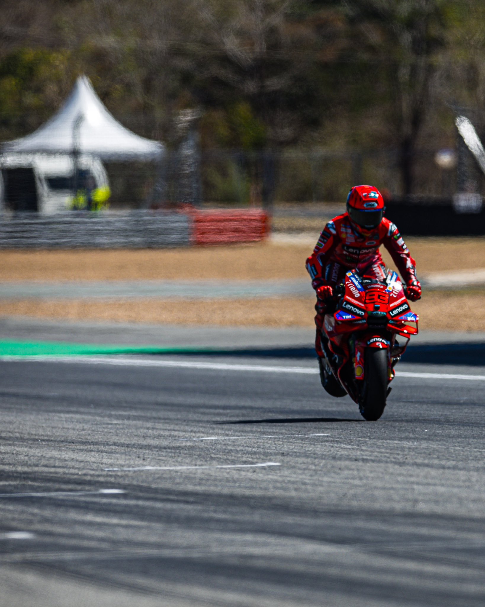 Marquez vs Bagnaia 2025