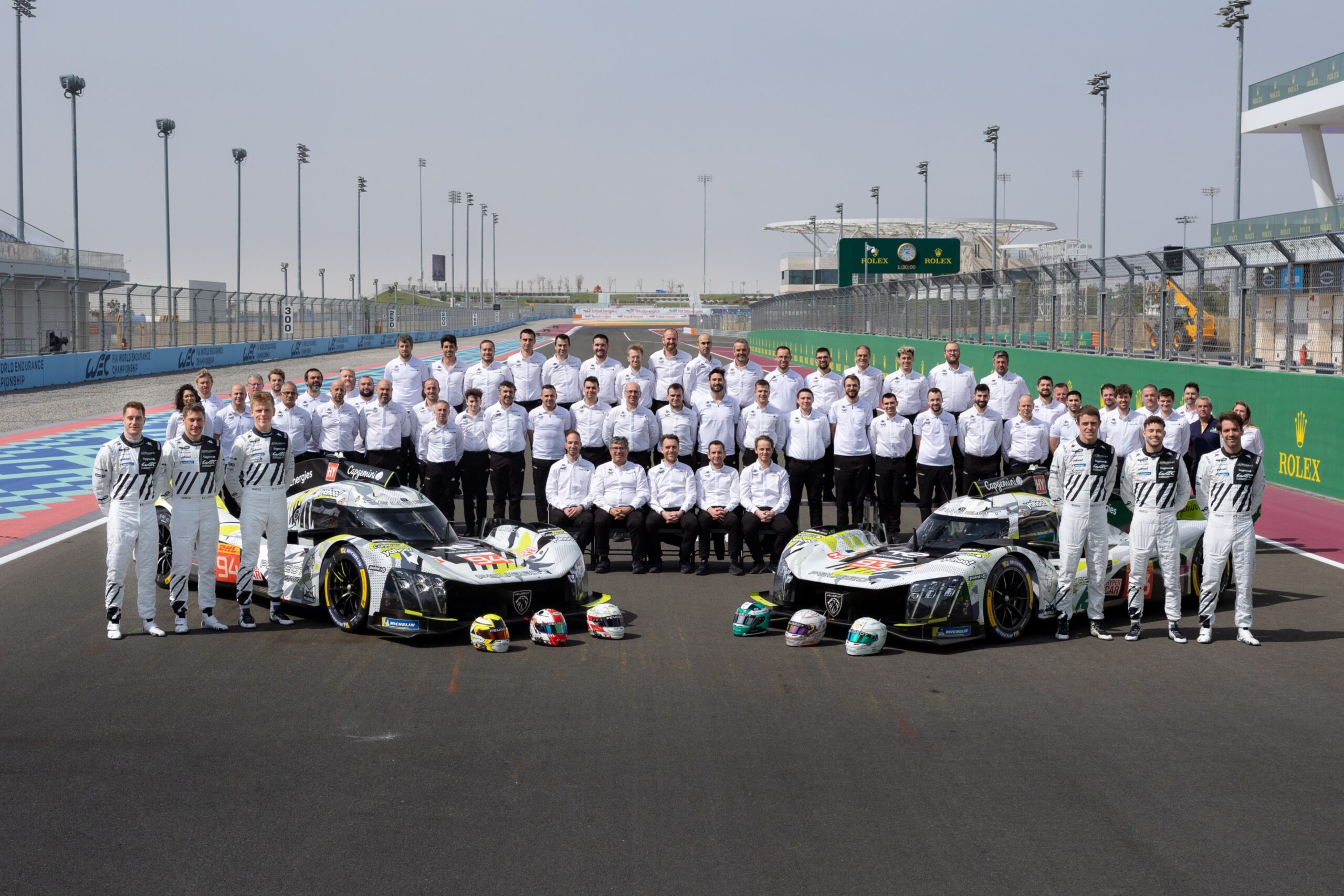 Drugi rok ze skrzydłami w Peugeocie 9X8