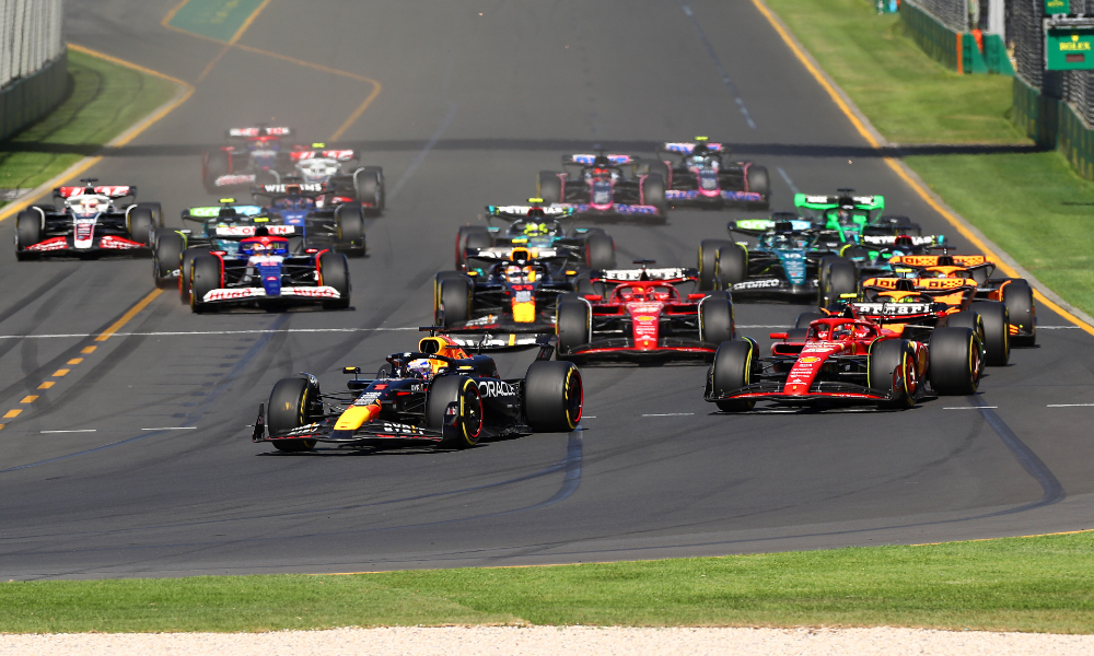 Kalendarz F1 2025 terminy daty lokalizacje 24 wyścigi 6 sprintów szczegóły