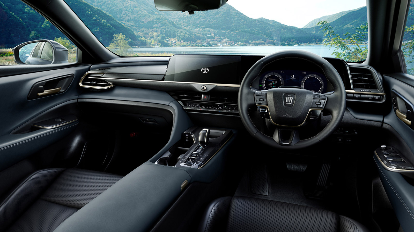 toyota crown estate wnętrze