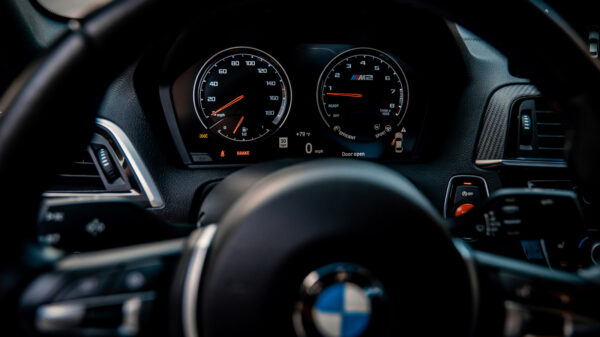 obrotomierz samochód