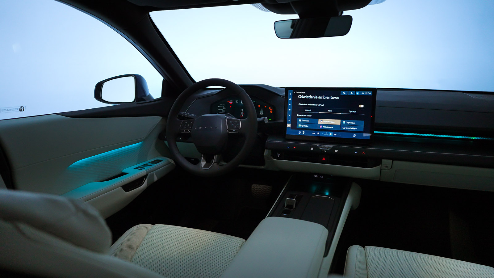 nowy lexus es wnętrze