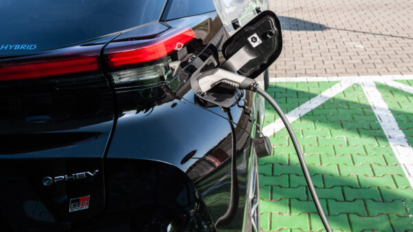 toyota hybryda plug-in