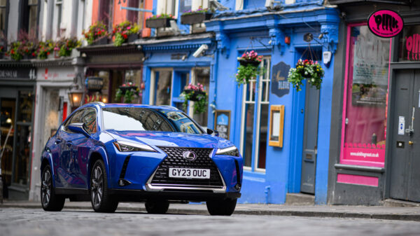 lexus ux 300e