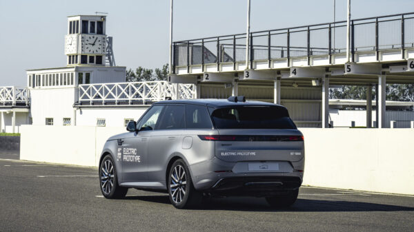 range rover sport electric prototyp