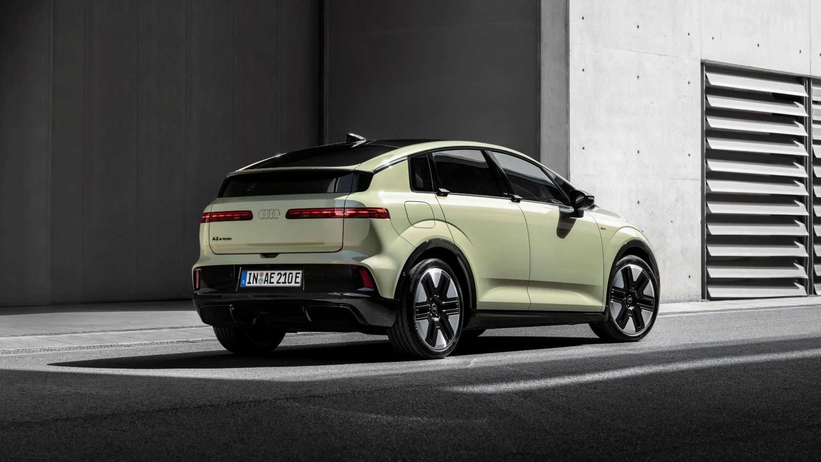 audi a2 e-tron