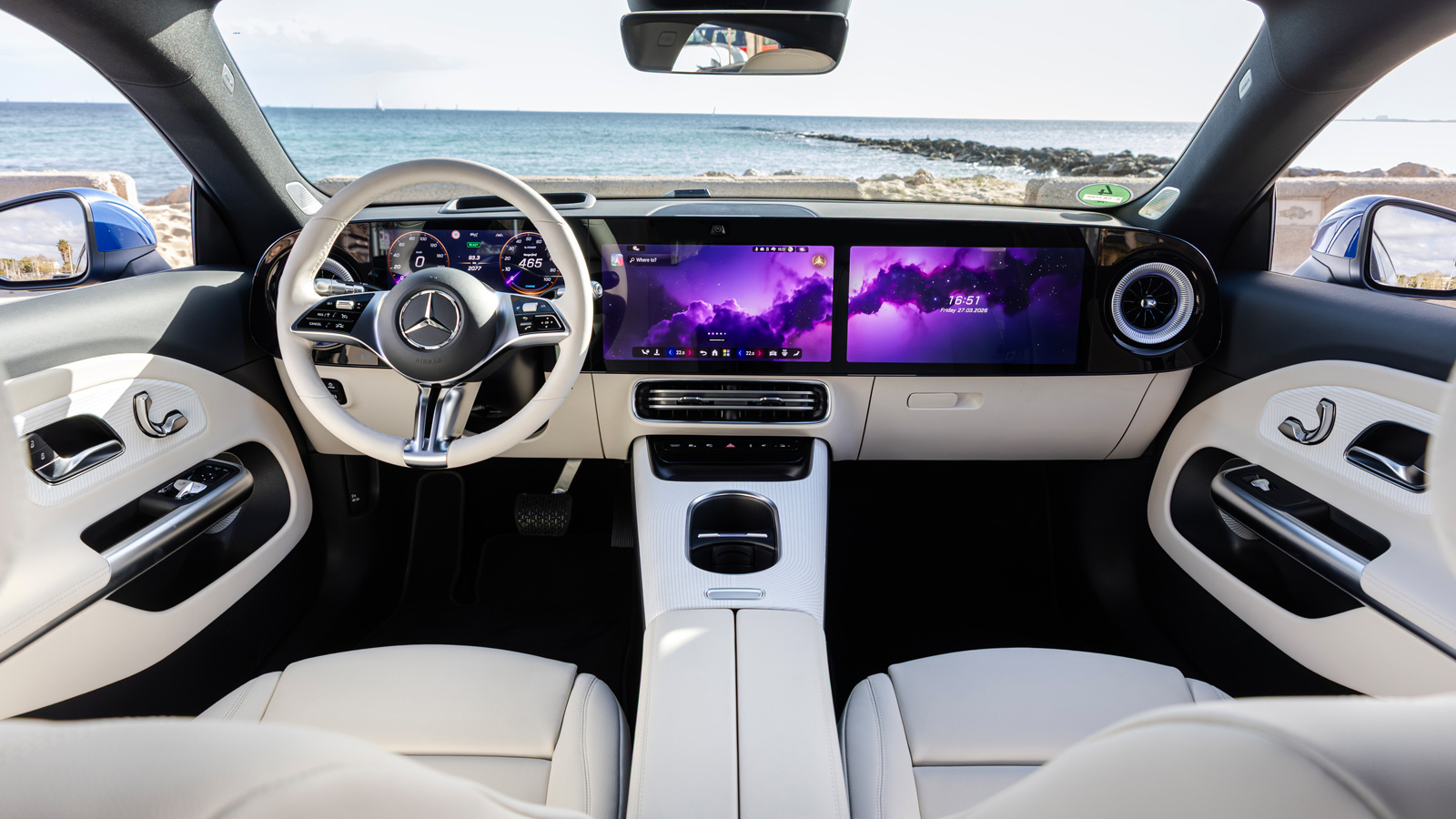 mercedes cla shooting brake eq wnętrze
