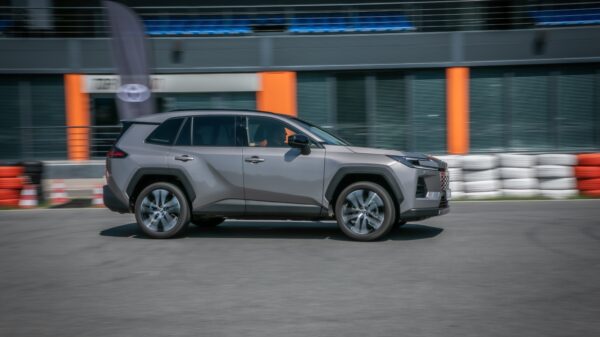 toyota rav4 modlin